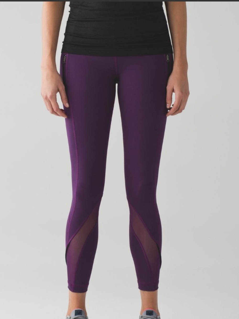Lululemon Inspire Tight II Size 8 Darkest Magenta - Picture 4 of 9